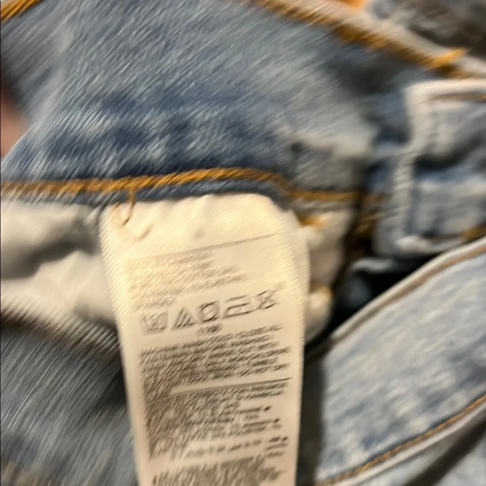 Old Navy Light Blue Jean Shorts - Picture 3 of 9